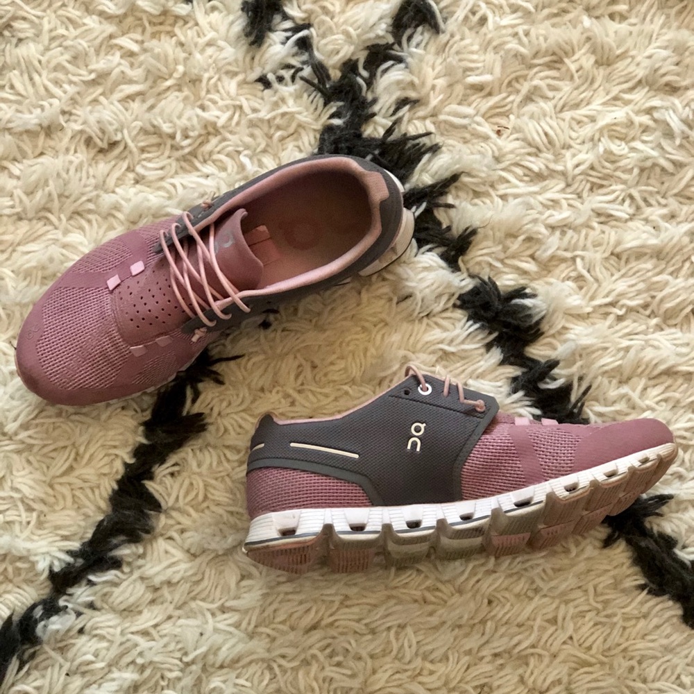 On Running Tennis Shoes